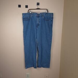Blue Mountain Relaxed Fit 5-Pocket Denim Jeans in Medium Wash Size 44x30